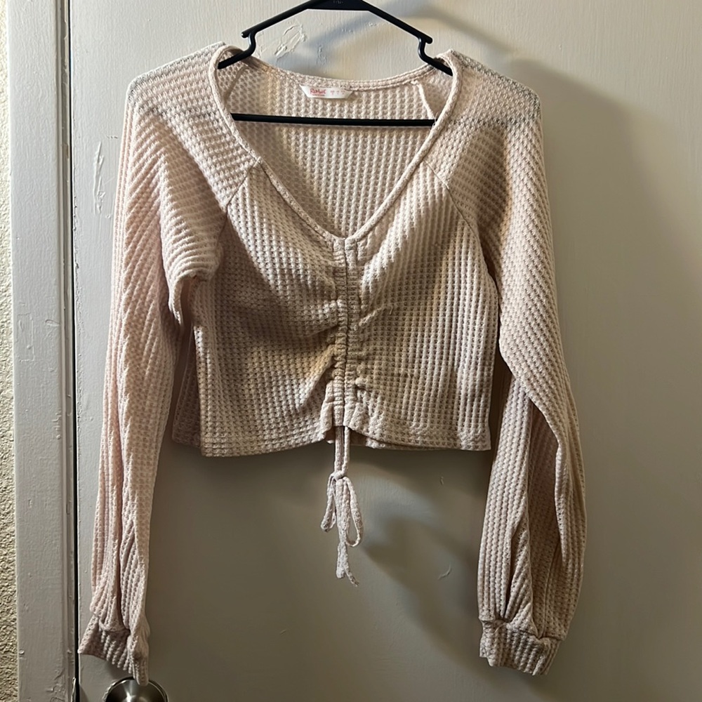 ROMWE BAIGE LONG SLEEP TOP SIZE SMALL